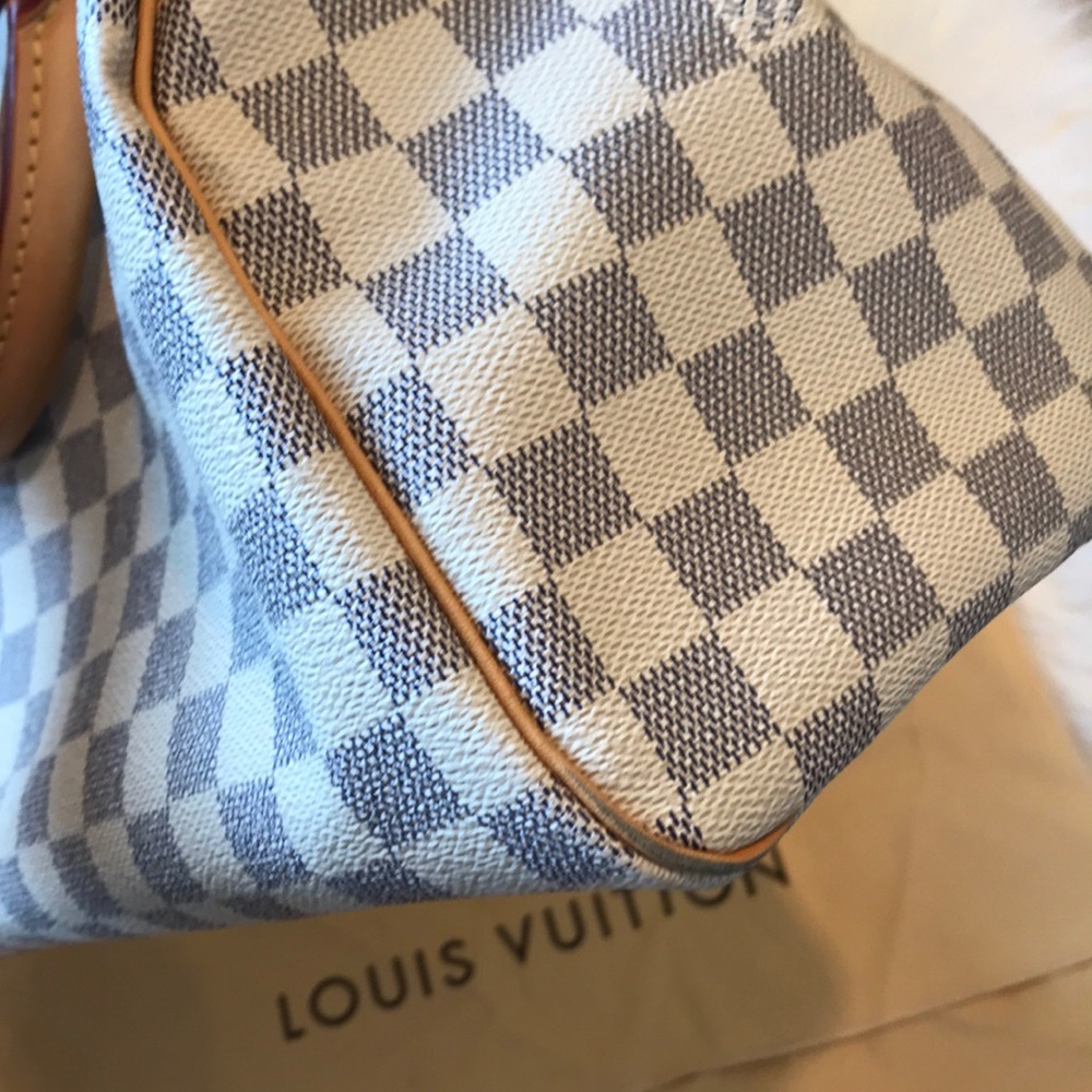 Louis Vuitton Damier Azur Canvas Speedy 30 - White and Light Blue Checkered - Picture 4 of 13